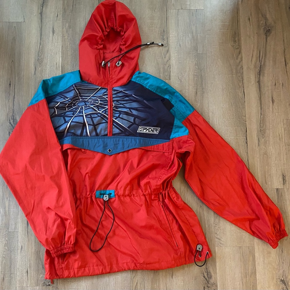 Spyder windbreaker woman’s size Large. Oversized to wear ski sweater under.